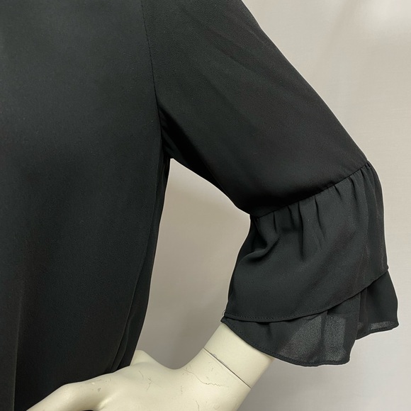 Black Ann Taylor Keyhole Layered Sleeve Blouse Size Small - Picture 7 of 10